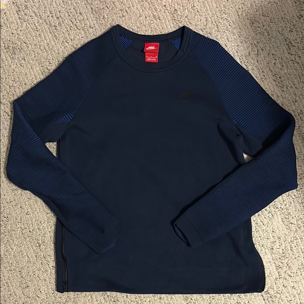 Nike Navy Blue Crewneck Pullover Sweatshirt